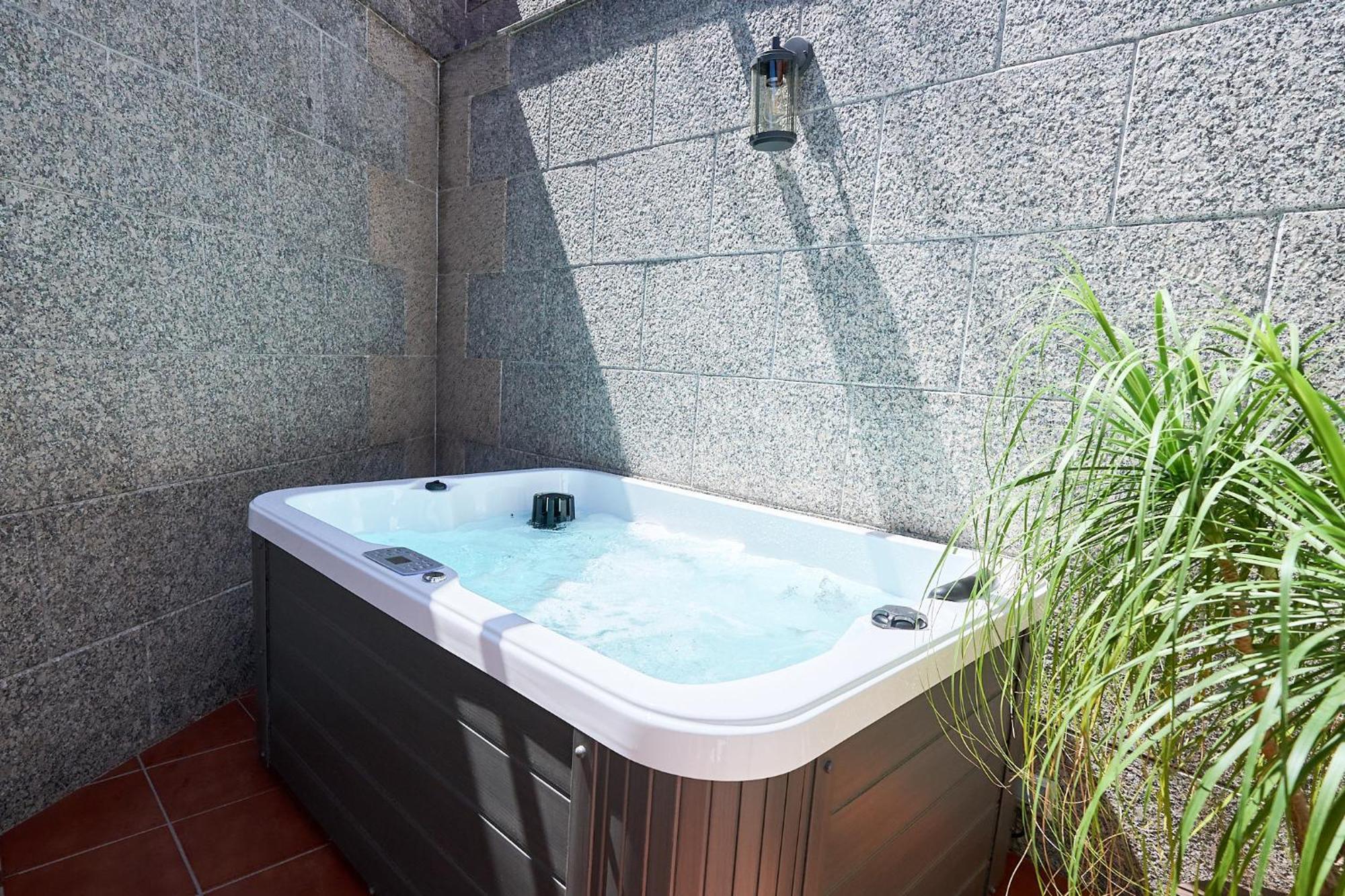 Apartamento Sanmartino Con Jacuzzi Tui Eksteriør bilde